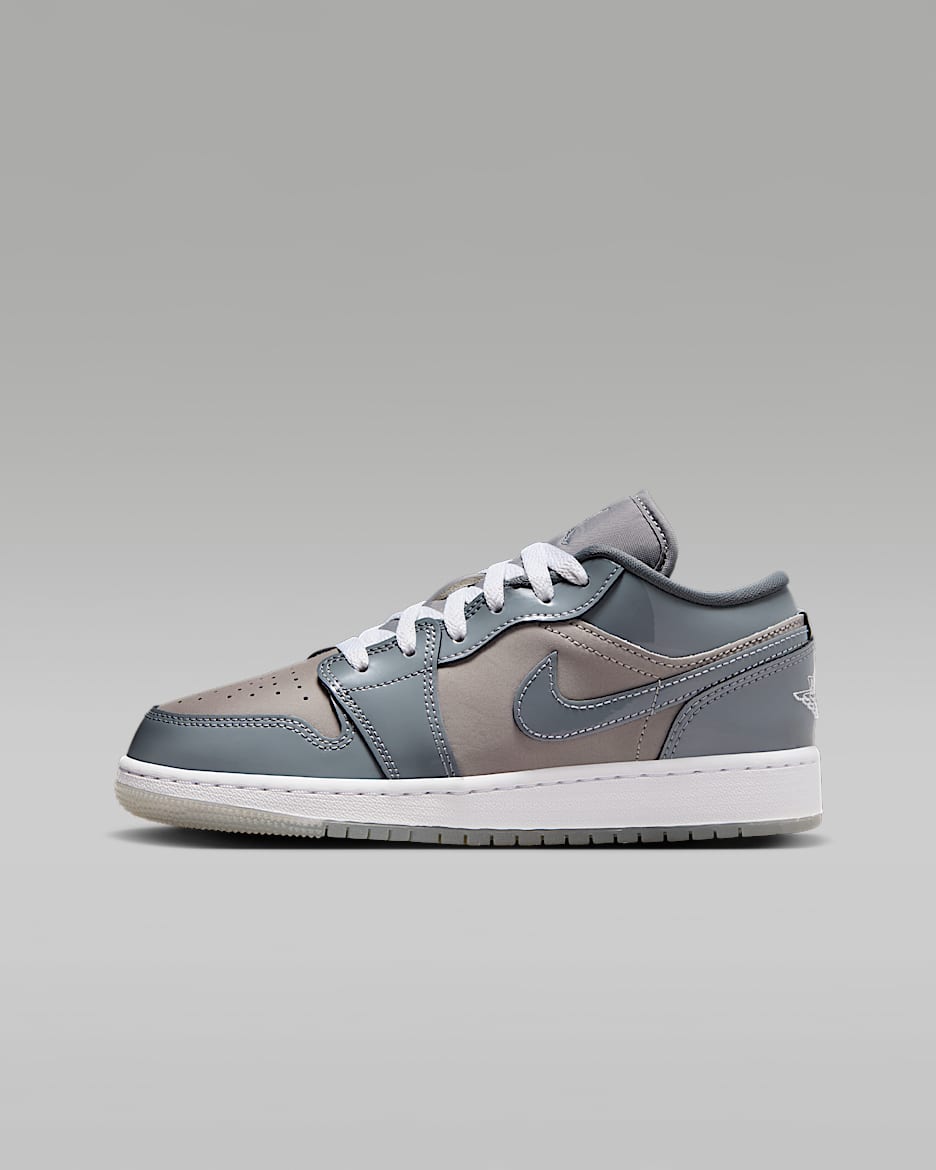 Tenis para niños grandes Air Jordan 1 Low SE - Gris medio/Blanco/Gris azulado