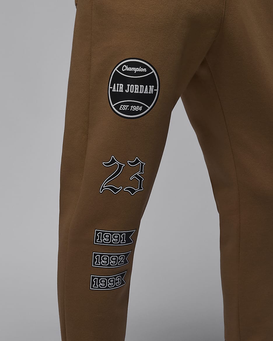 Jordan Essentials Men's Fleece Pants - Legend Dark Brown