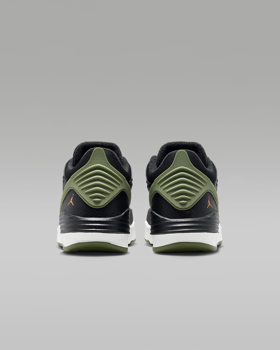 Jordan Max Aura 5 Older Kids' Shoes - Black/Bright Mandarin/Sail/Sky J Light Olive