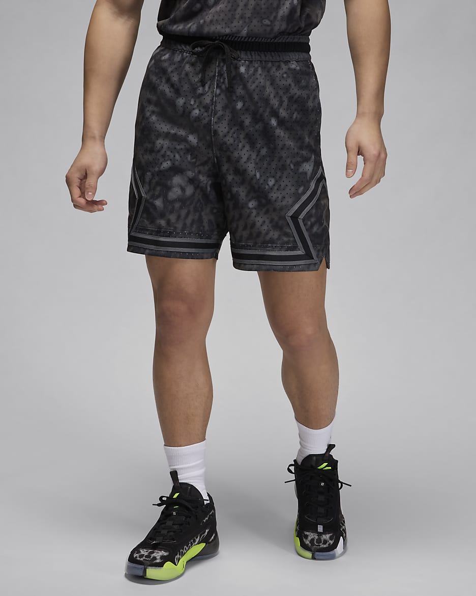 Jordan Sport Men's Diamond Shorts - Black/Iron Grey