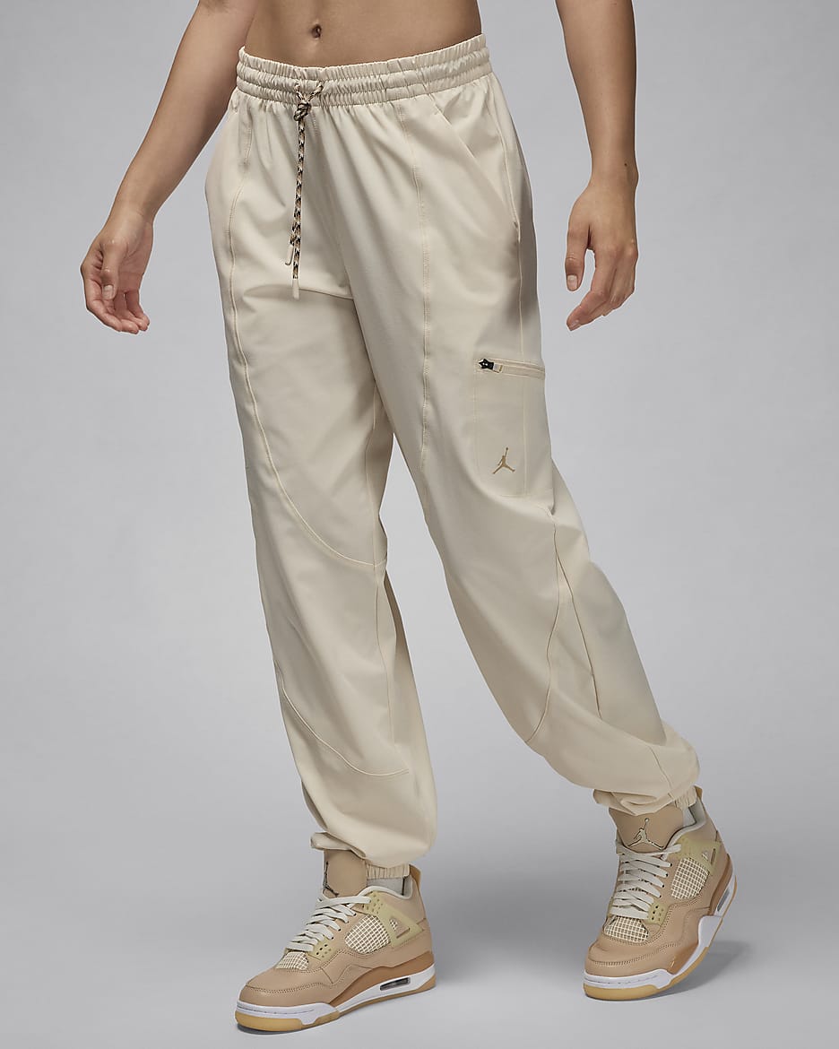 Jordan Sport Women's Tunnel Trousers - Legend Light Brown/Legend Medium Brown