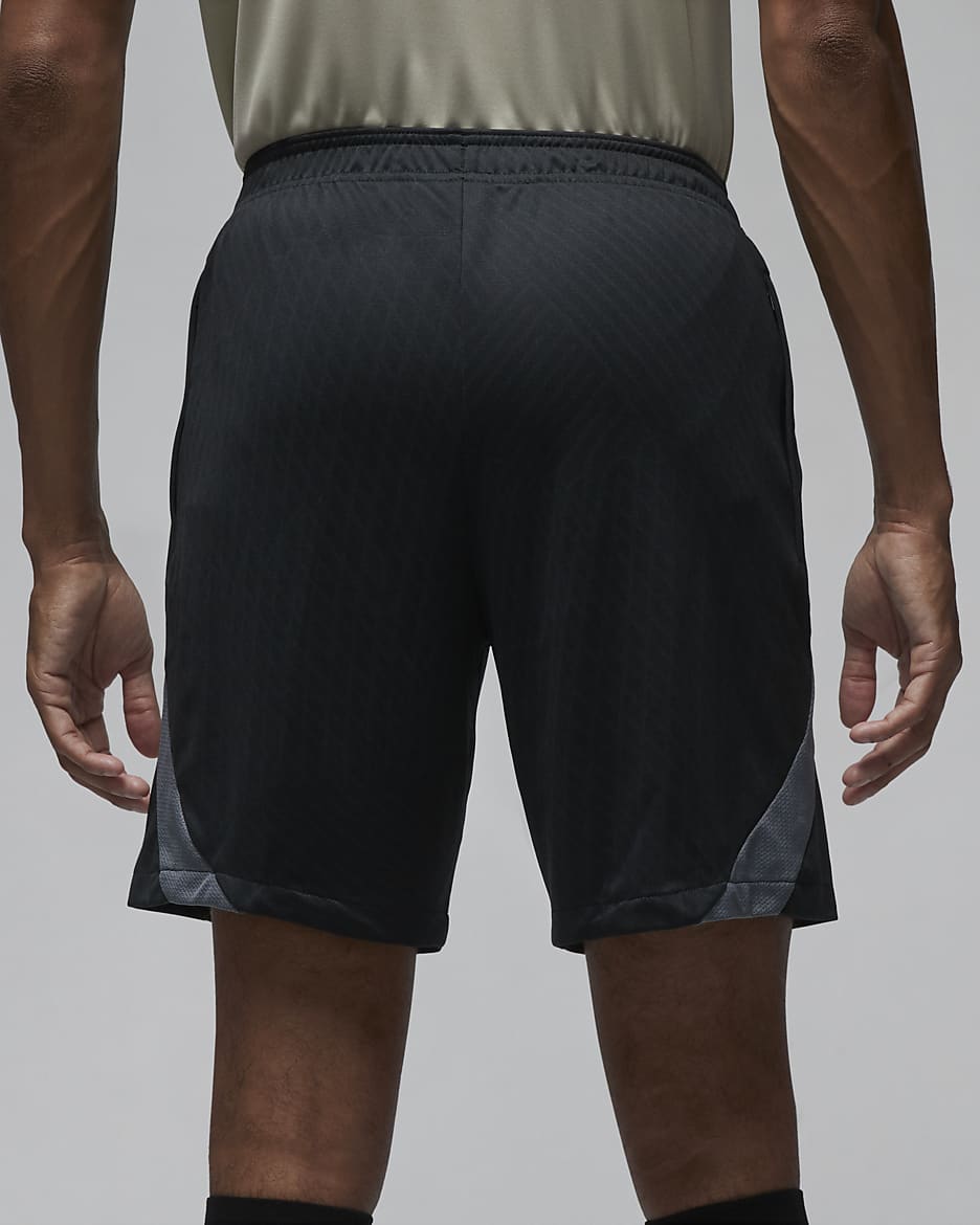 Shorts da calcio in maglia Jordan Dri-FIT Paris Saint-Germain Strike da uomo – Terza - Nero/Iron Grey/Stone