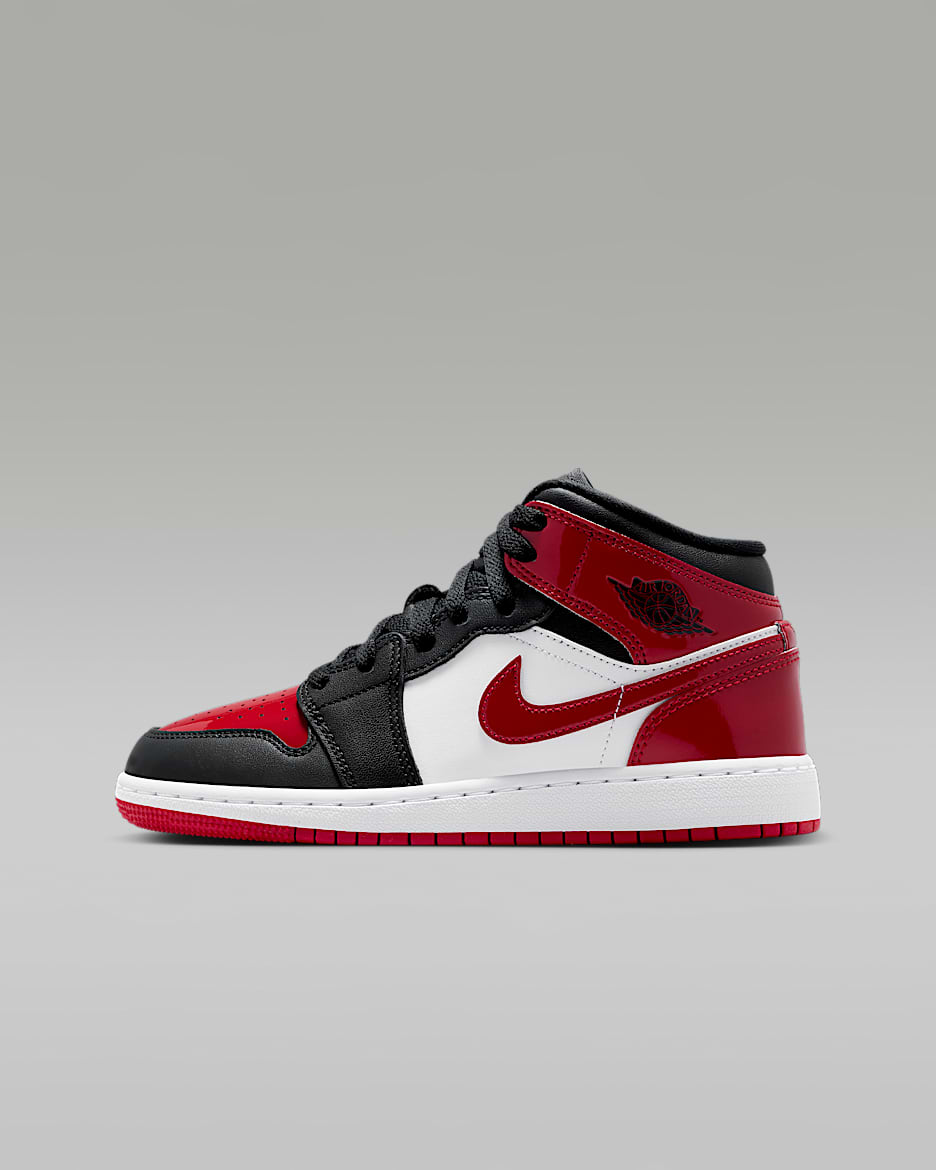 Air Jordan 1 Mid Big Kids' Shoes - Black/White/Varsity Red