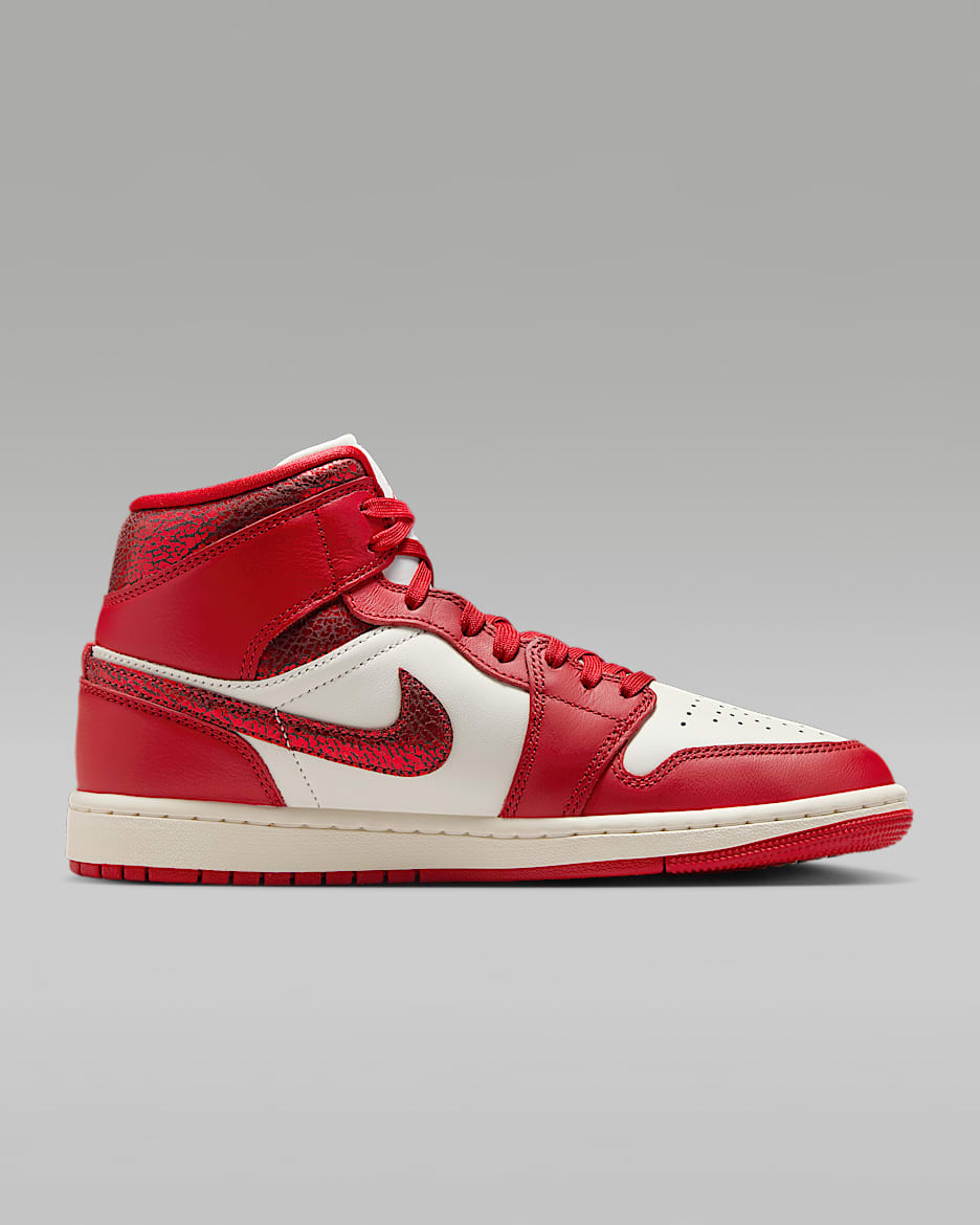 Air Jordan 1 Mid SE Women's Shoes