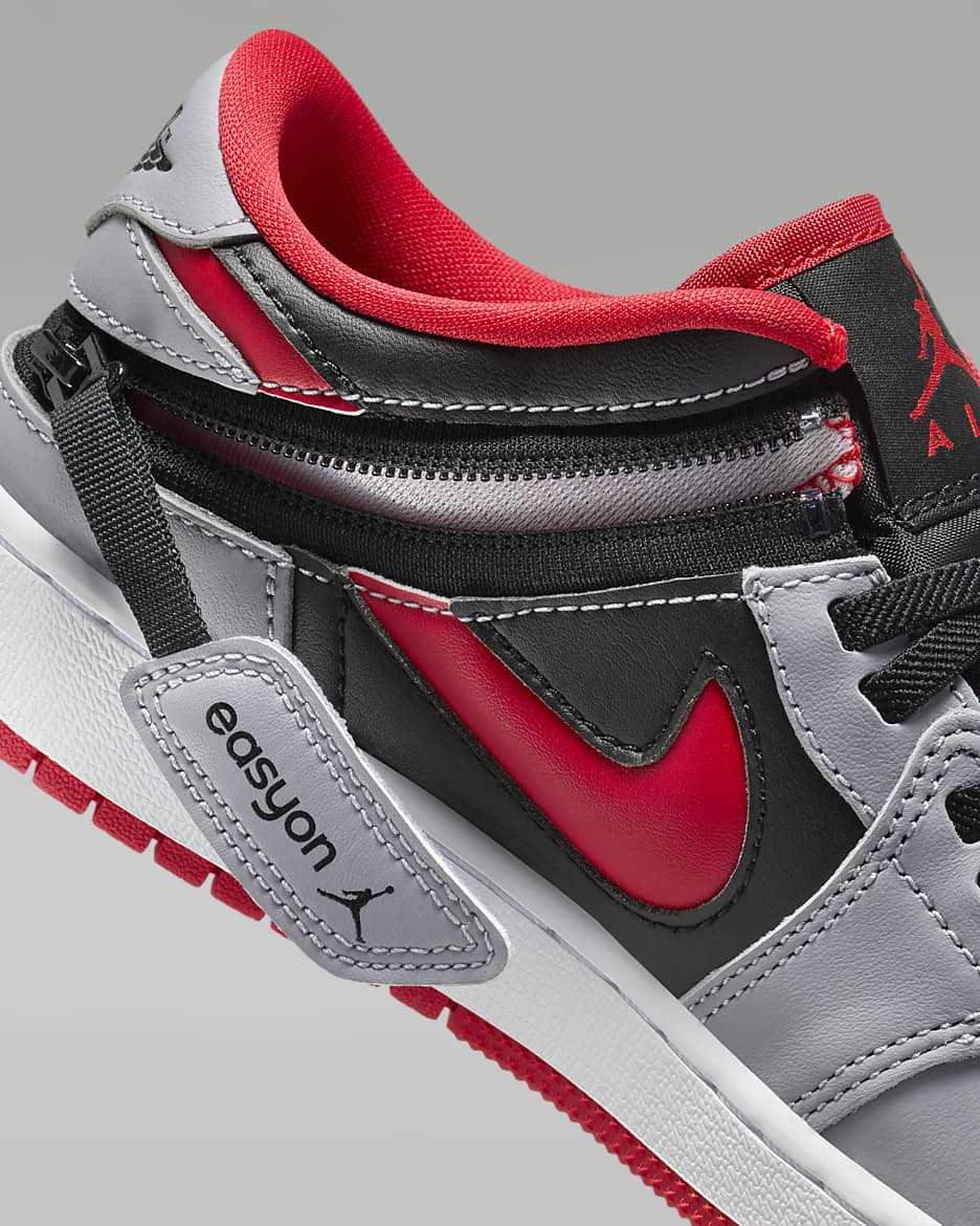 Air Jordan 1 Low FlyEase Zapatillas - Niño/a - Negro/Cement Grey/Blanco/Fire Red