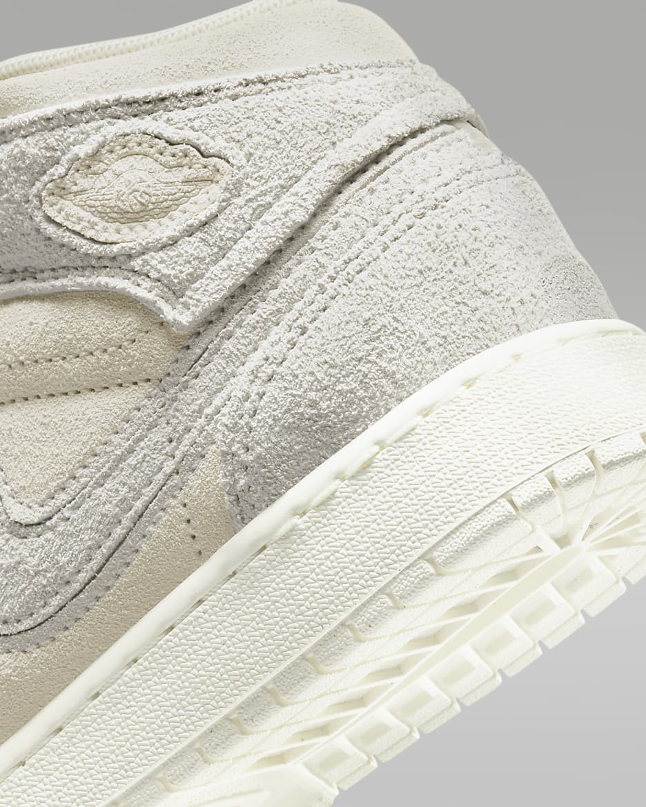 Air Jordan 1 Mid SE Craft Big Kids' Shoes - Pale Ivory/Legend Light Brown/Sail