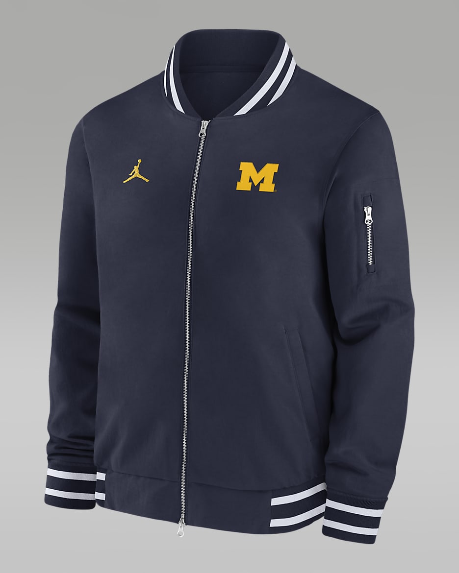 Chamarra bomber universitaria Jordan de cierre completo para hombre Michigan Wolverines Sideline - Azul marino universitario