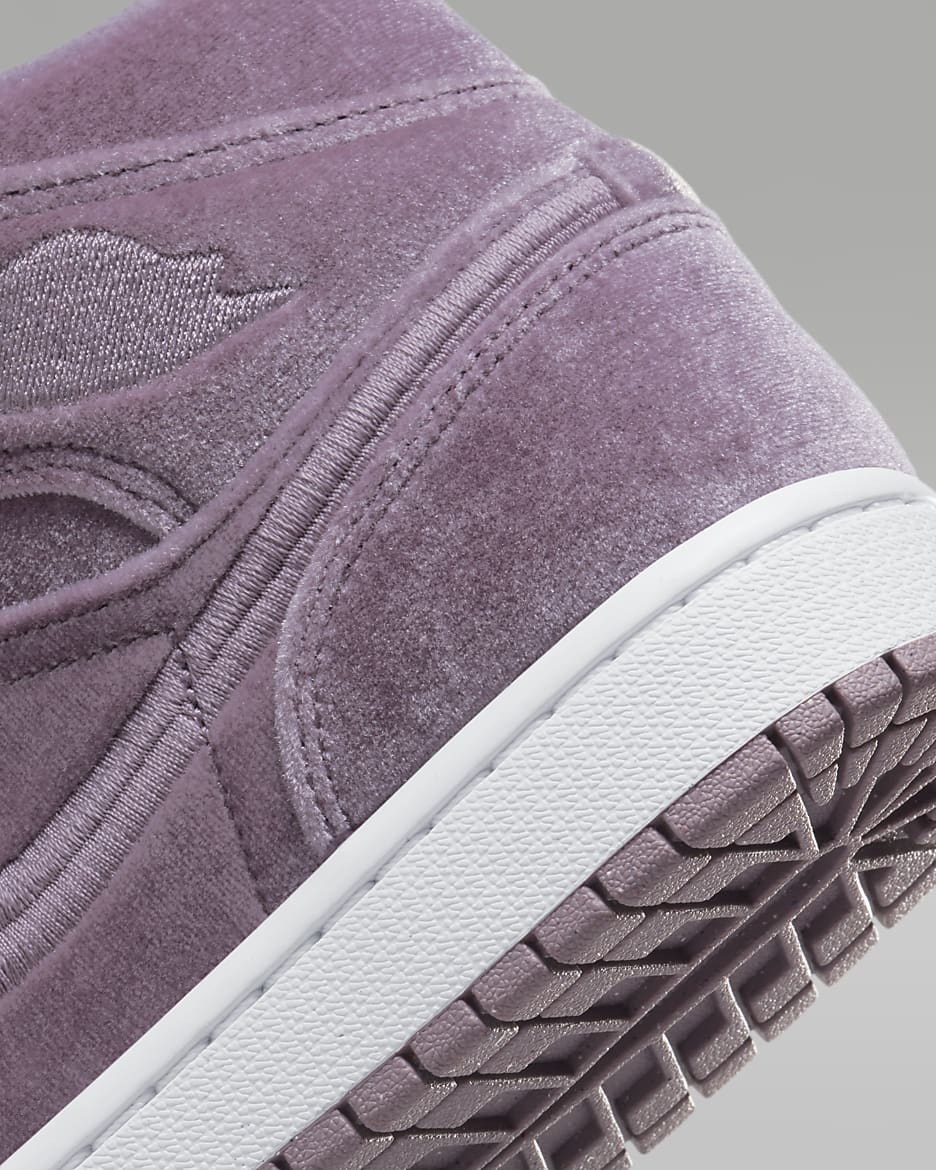 Air Jordan 1 Mid SE Women's Shoes - Purple Smoke/White/Purple Smoke