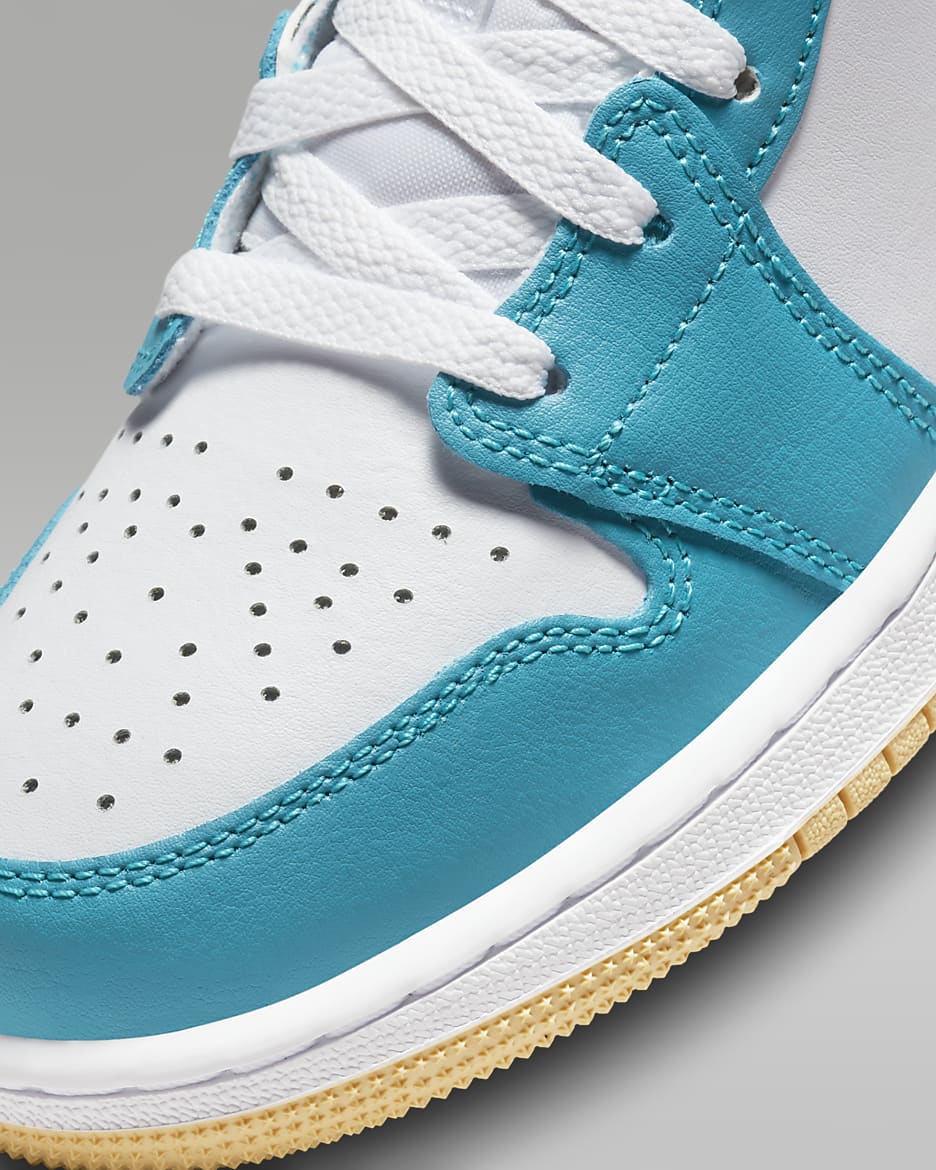 Air Jordan 1 Mid Older Kids' Shoes - Aquatone/White/Celestial Gold