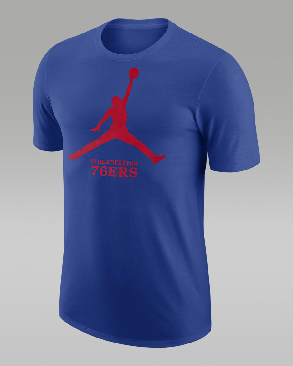 Playera Jordan NBA para hombre Philadelphia 76ers Essential - Azul enérgico