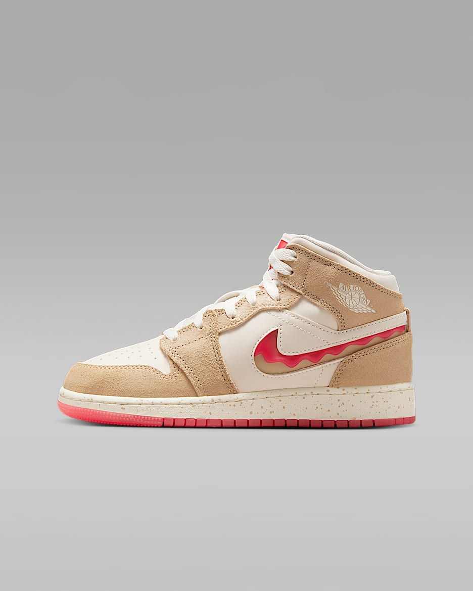 Air Jordan 1 Mid SE Kinderschoenen - Desert/Pale Ivory/Fusion Red