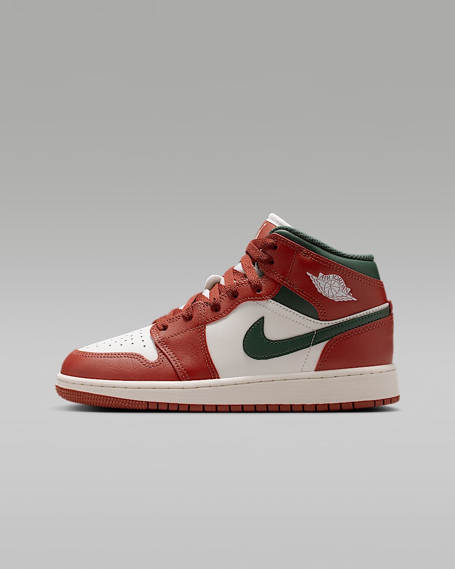 Air Jordan 1 Mid-sko til større børn - Sail/Pure Platinum/Redstone/Midnight Green