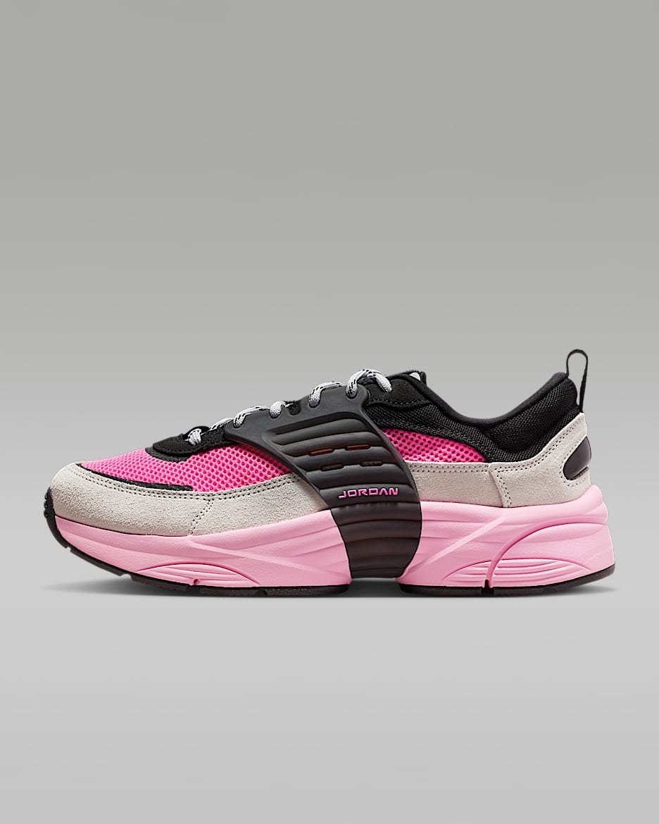 Jordan Trunner Men's Shoes - Wolf Grey/Neutral Grey/Black/Pink Blast