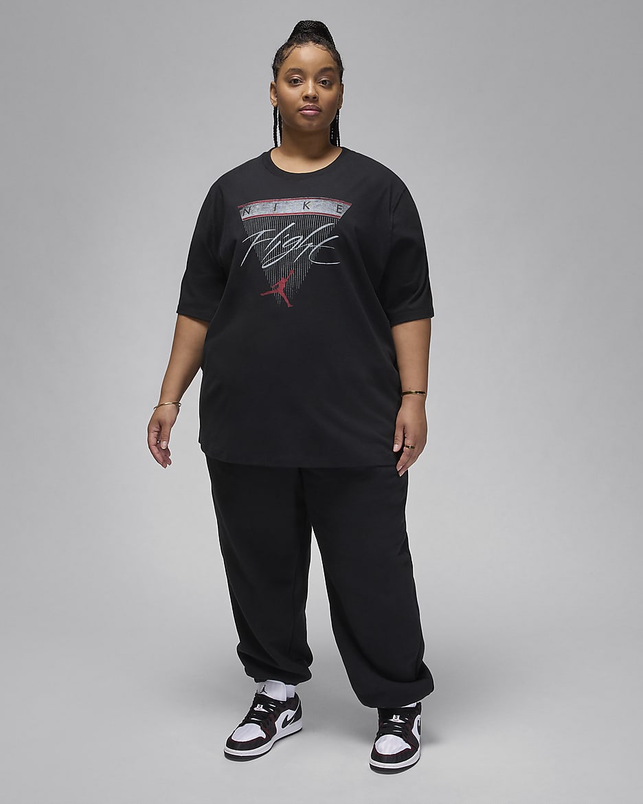 Jordan Flight Heritage Women's Graphic T-Shirt (Plus Size) - Black/Gym Red