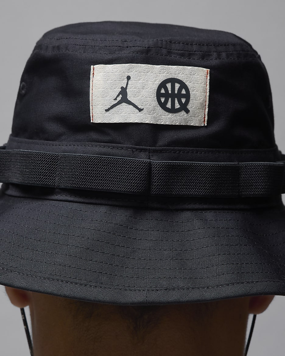 Jordan Apex Quai 54 Bucket Hat - Off-Noir/Sail