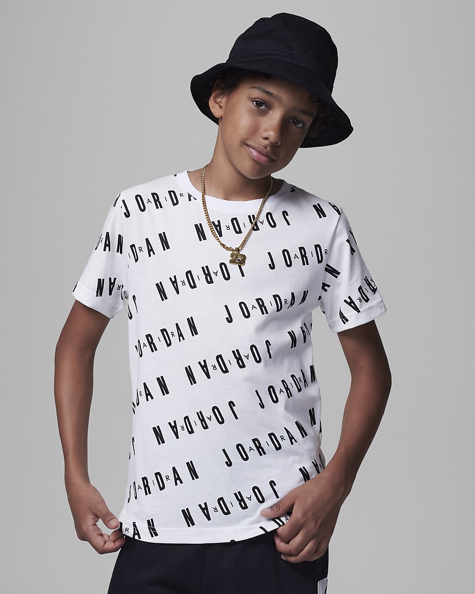 Jordan Essentials Printed Tee Older Kids' (Boys) T-shirt - White
