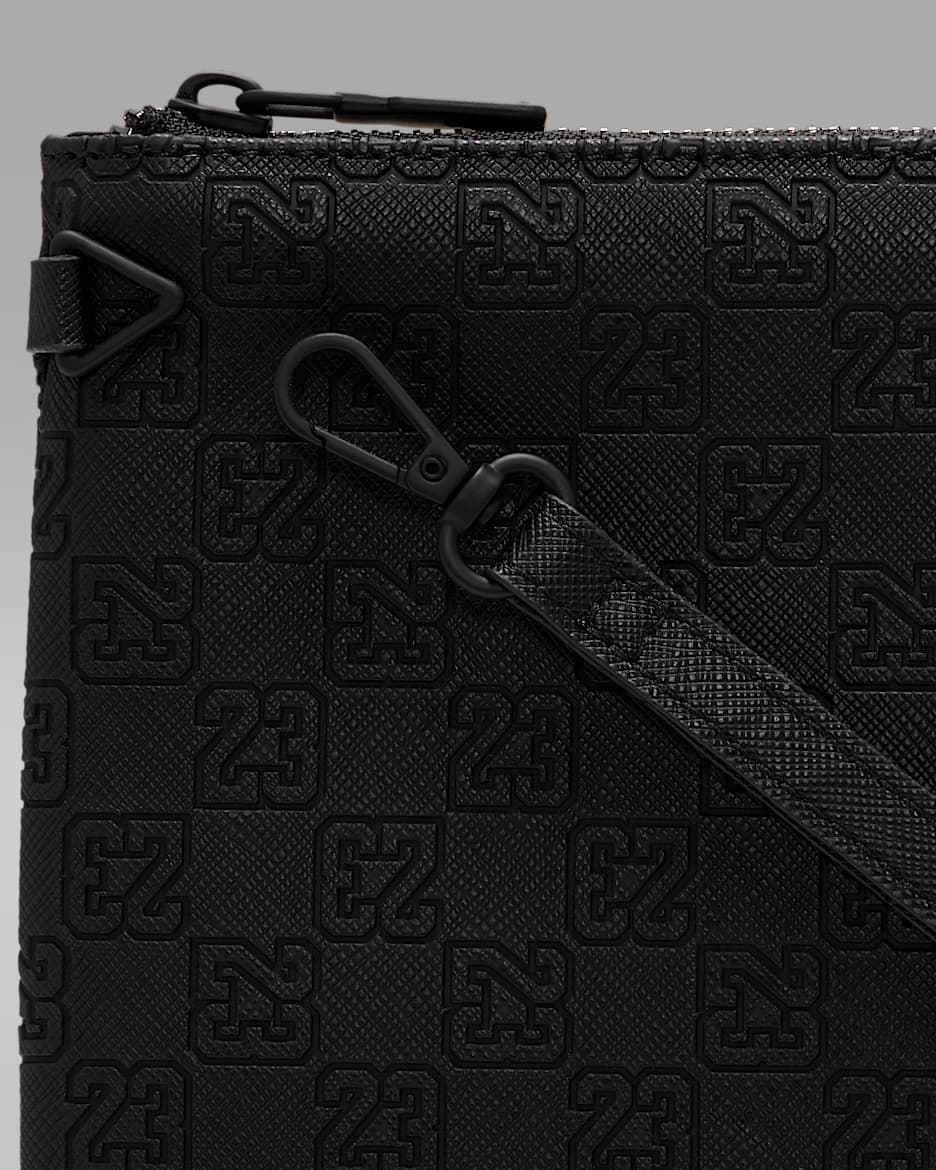 Jordan Monogram Pouch (0.69L). Nike PT