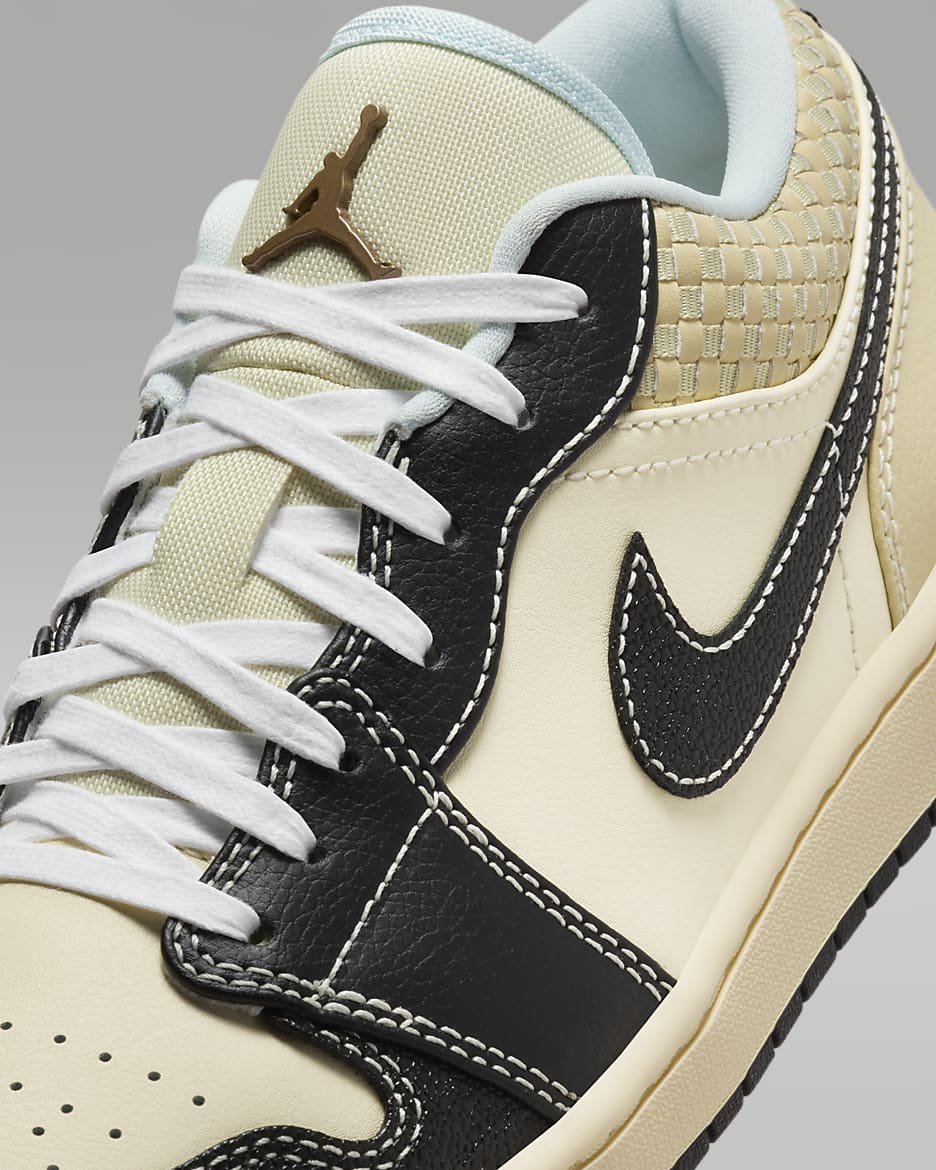 Air Jordan 1 Low SE Men's Shoes - Coconut Milk/Muslin/Team Gold/Black