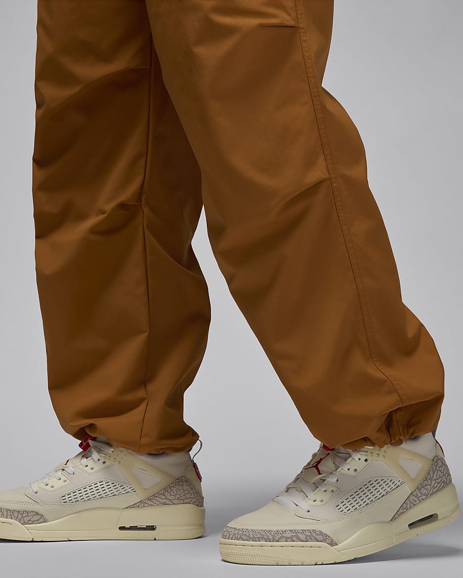 Jordan Essentials Men's Woven Trousers - Desert Bronze