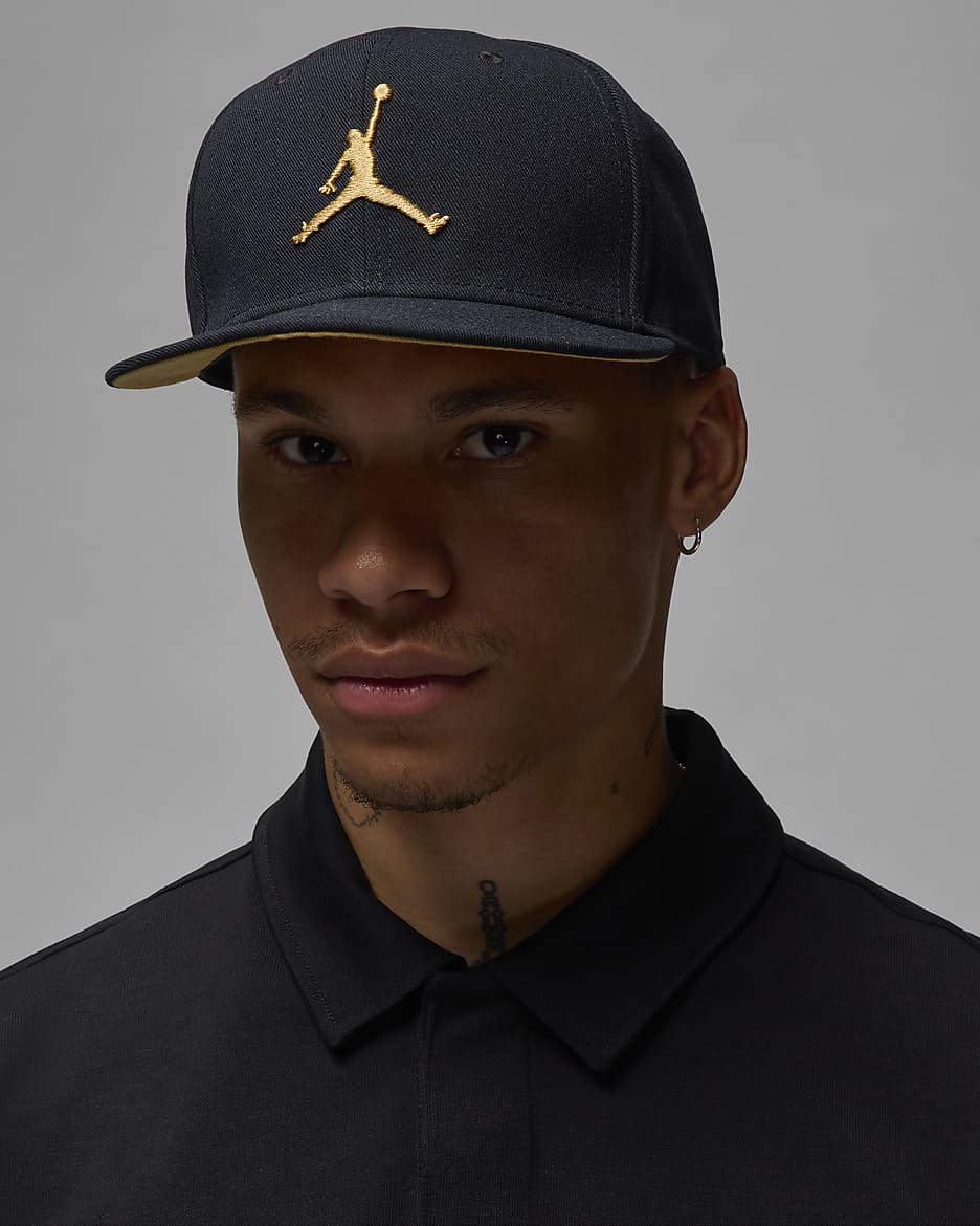 Nastavitelná kšiltovka Jordan Jumpman Pro - Černá/Club Gold