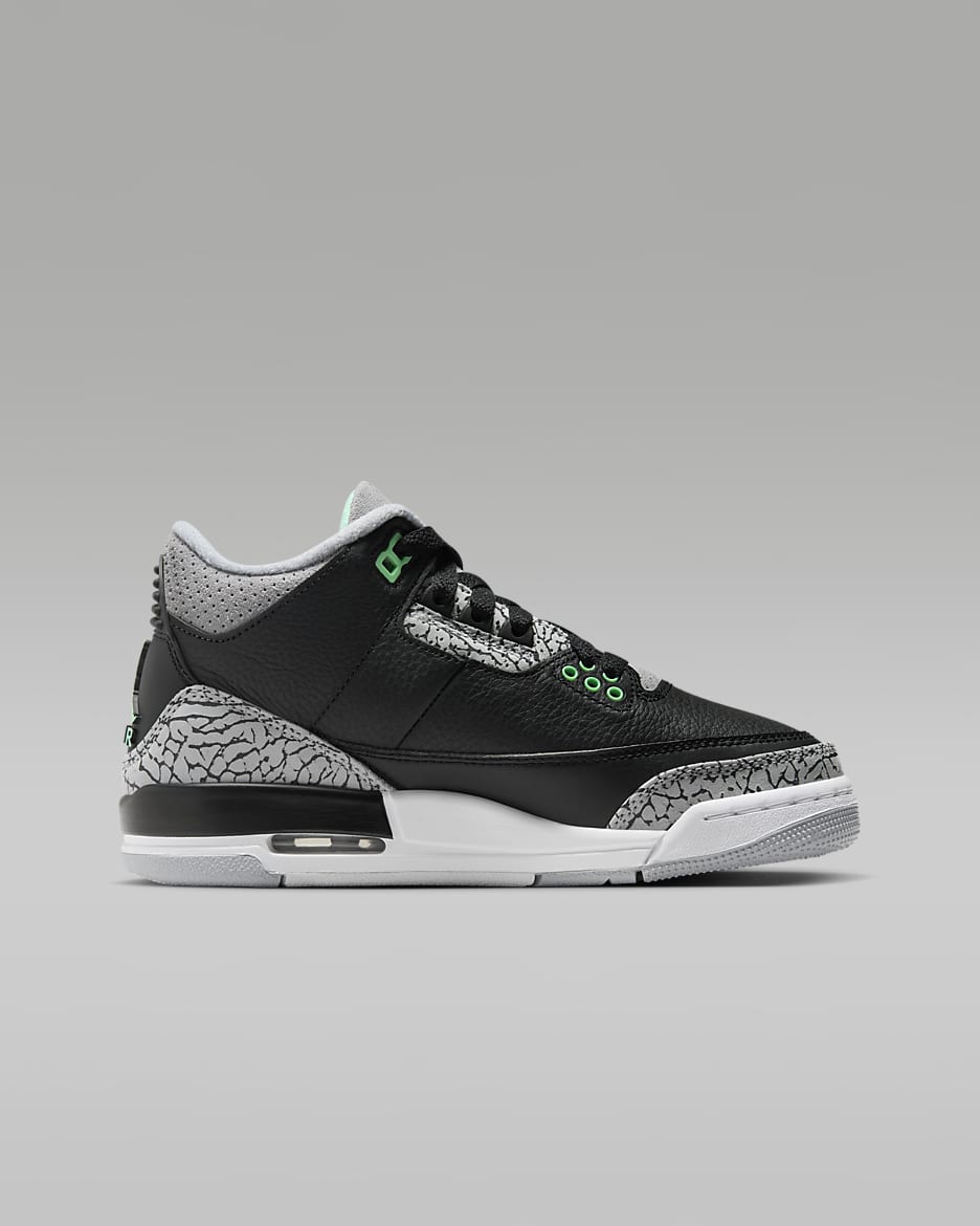 Air Jordan 3 Retro "Green Glow" Big Kids' Shoes - Black/Wolf Grey/White/Green Glow