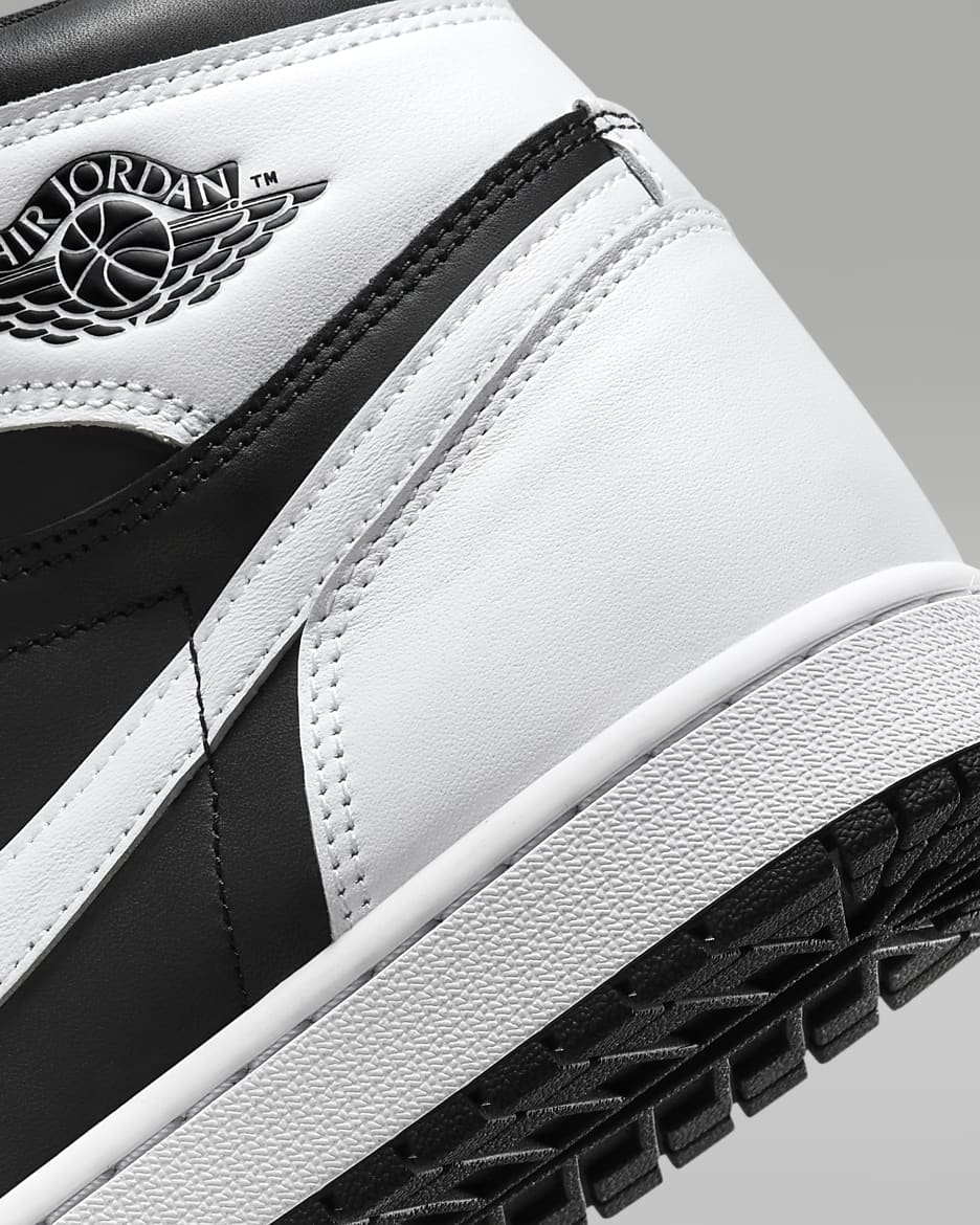 Air Jordan 1 Retro High OG "Black & White" Men's Shoes - Black/White/White