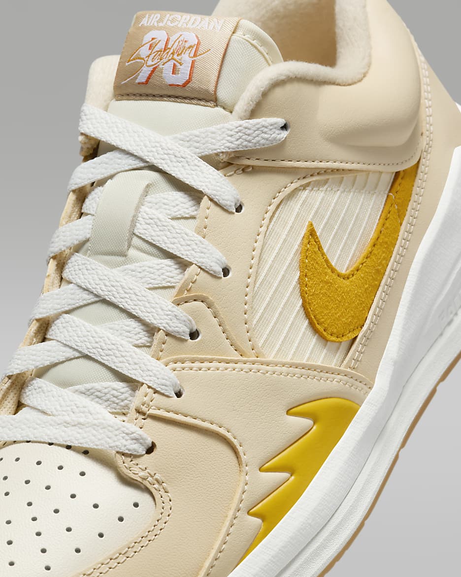 Jordan Stadium 90 女鞋 - Pale Vanilla/Coconut Milk/Tour Yellow/Yellow Ochre