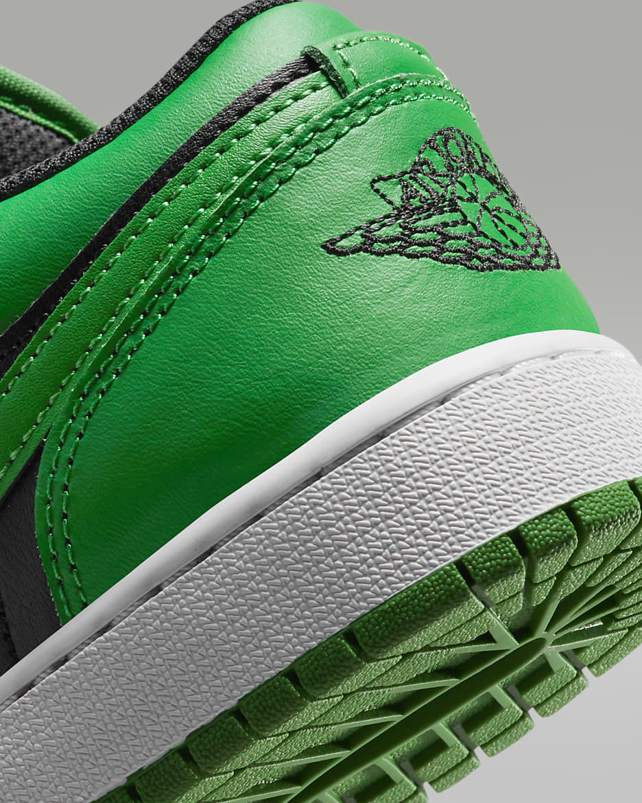 Air Jordan 1 Low Older Kids' Shoes - Black/Lucky Green/White/Black