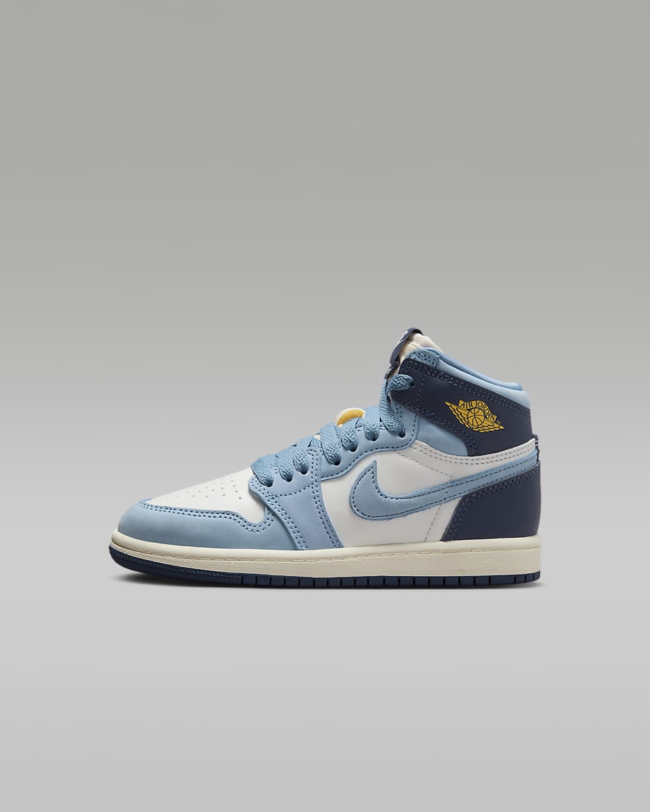 Jordan 1 Retro High OG 'First in Flight' Younger Kids' Shoes - University Blue/Sail/Midnight Navy/University Gold