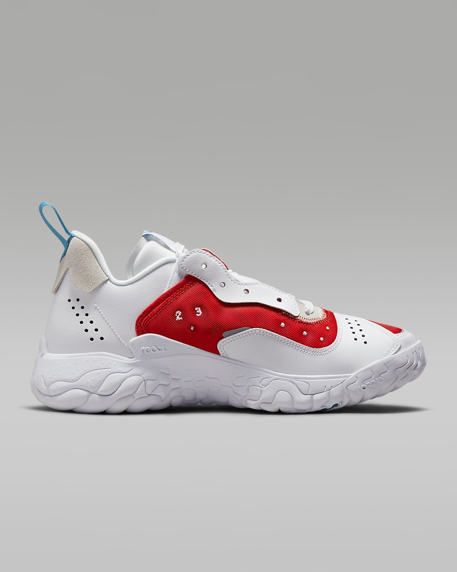 Jordan Delta 2 Men's Shoe - Chile Red/Grey Fog/Cyber Teal/White