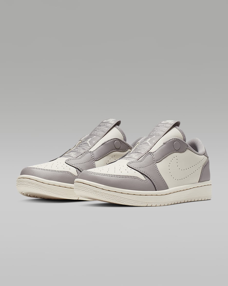 Tenis para mujer Air Jordan 1 Retro Low Slip - Gris atmósfera/Marfil pálido/Marfil pálido