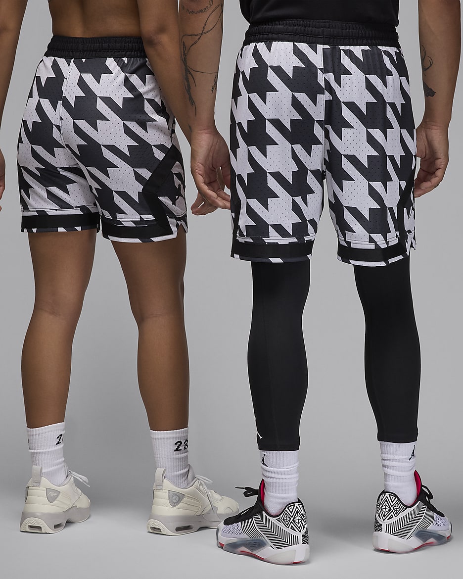 Jordan Sport Men's Dri-FIT Printed Diamond Shorts - White/Black