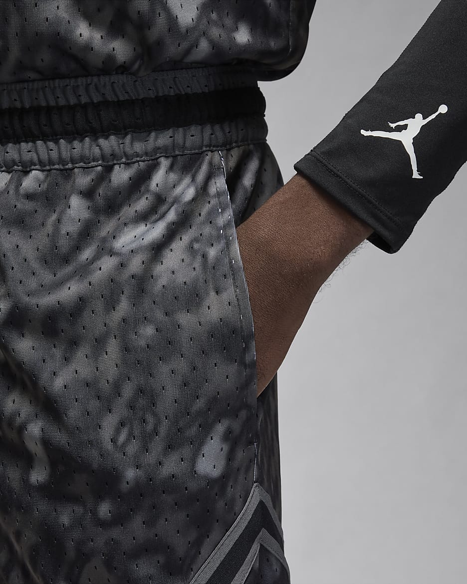 Jordan Sport Men's Diamond Shorts - Black/Iron Grey