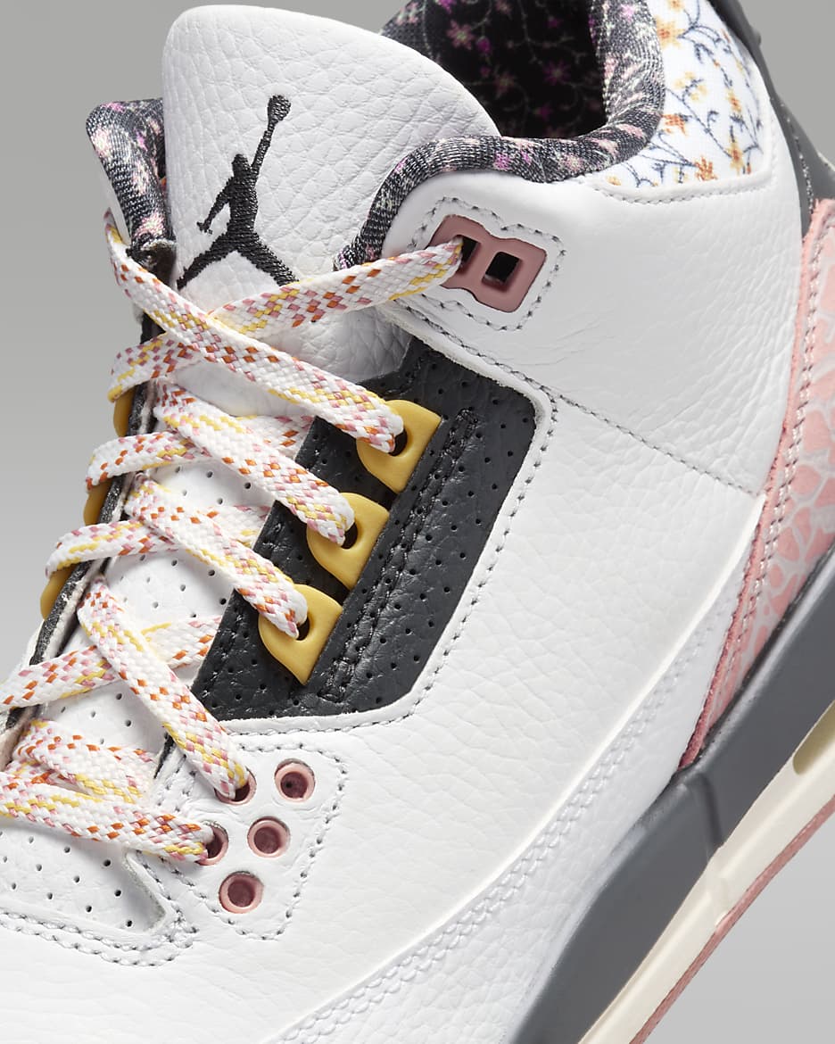 รองเท้าเด็กโต Air Jordan 3 Retro - ขาว/Red Stardust/Sail/Anthracite