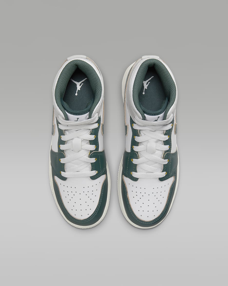 รองเท้าเด็กโต Air Jordan 1 Mid SE - ขาว/Sail/Neutral Grey/Oxidized Green