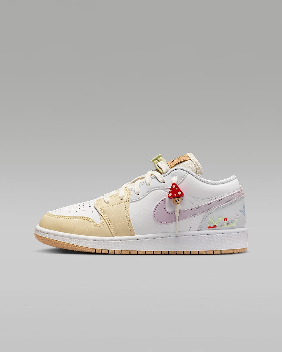 Air Jordan 1 Low SE kinderschoenen - Wit/Wit/Light Khaki/Doll