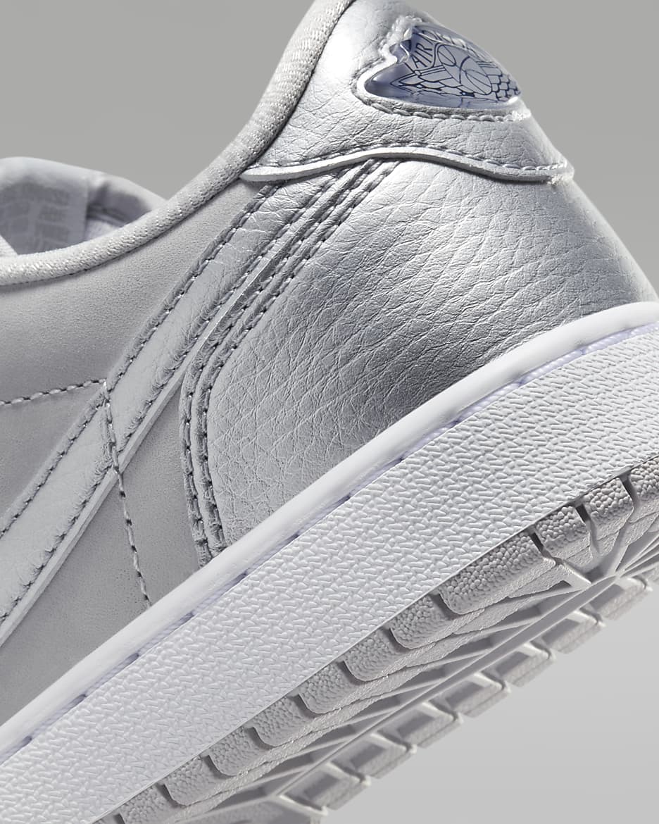 Air Jordan 1 Low OG 'Silver' Older Kids' Shoes - Neutral Grey/White/Metallic Silver