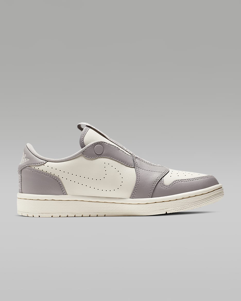 Tenis para mujer Air Jordan 1 Retro Low Slip - Gris atmósfera/Marfil pálido/Marfil pálido