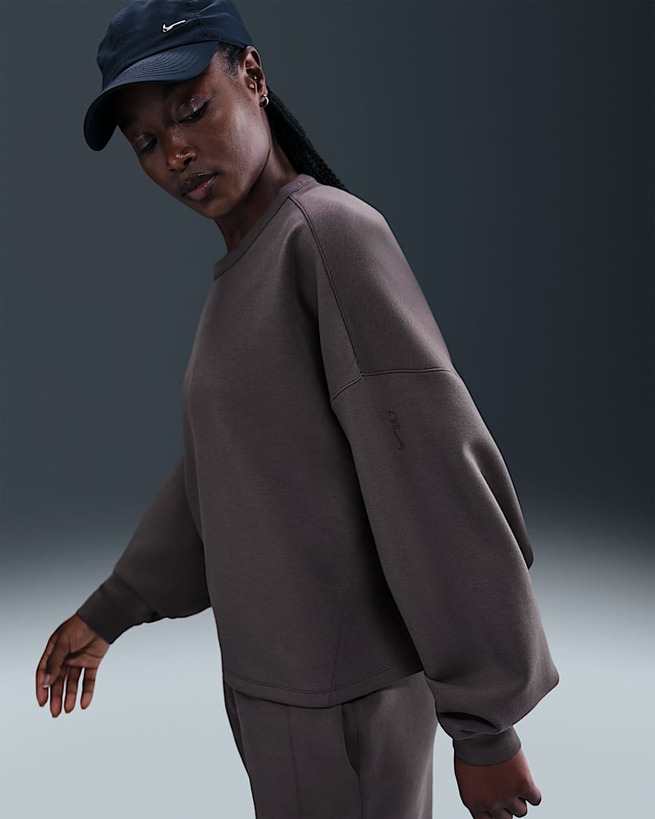 Nike 24.7 ImpossiblySoft Women's Dri-FIT Oversized Crew-Neck Top - Thunder Grey/Dark Shadow