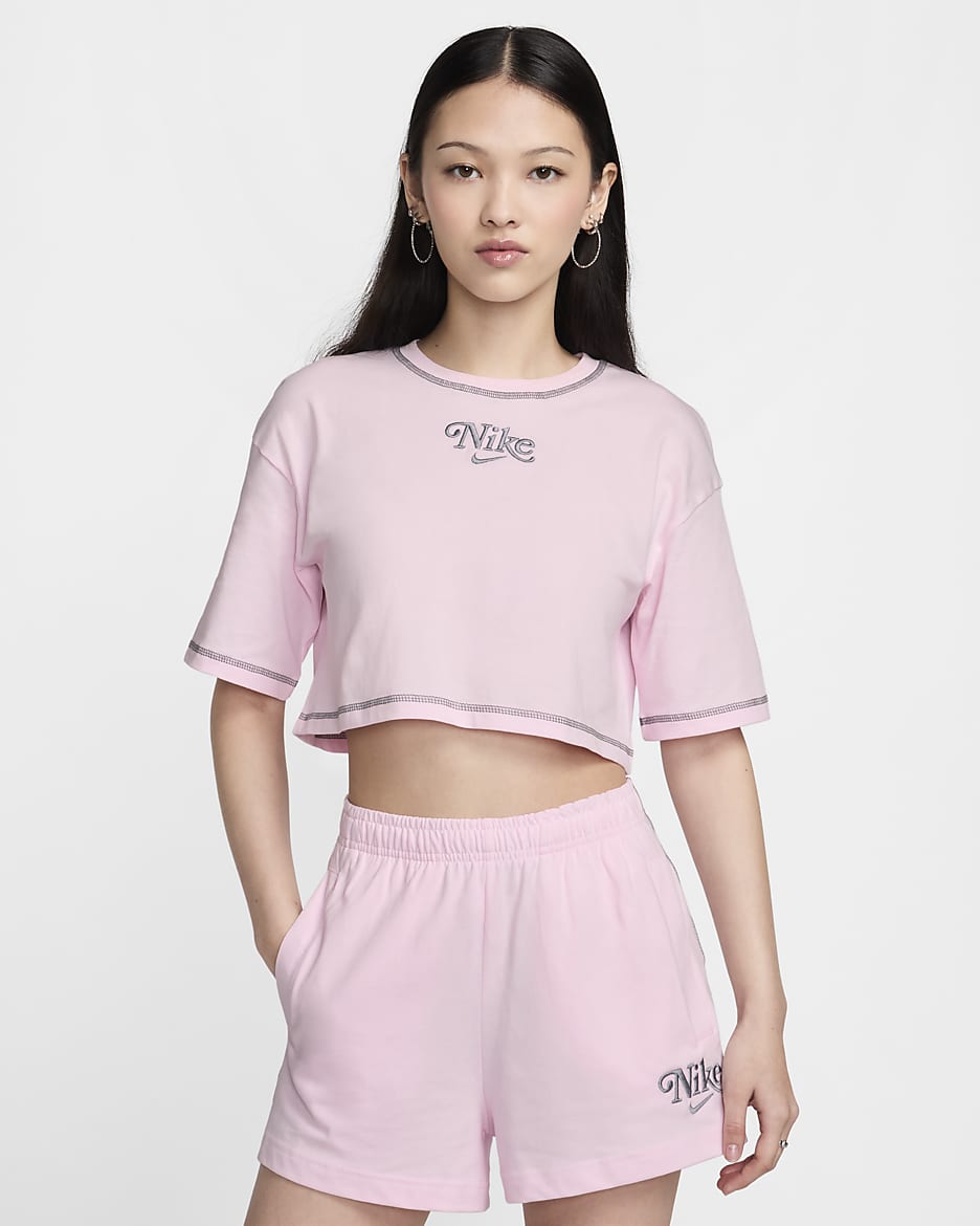 cropped t shirt nike