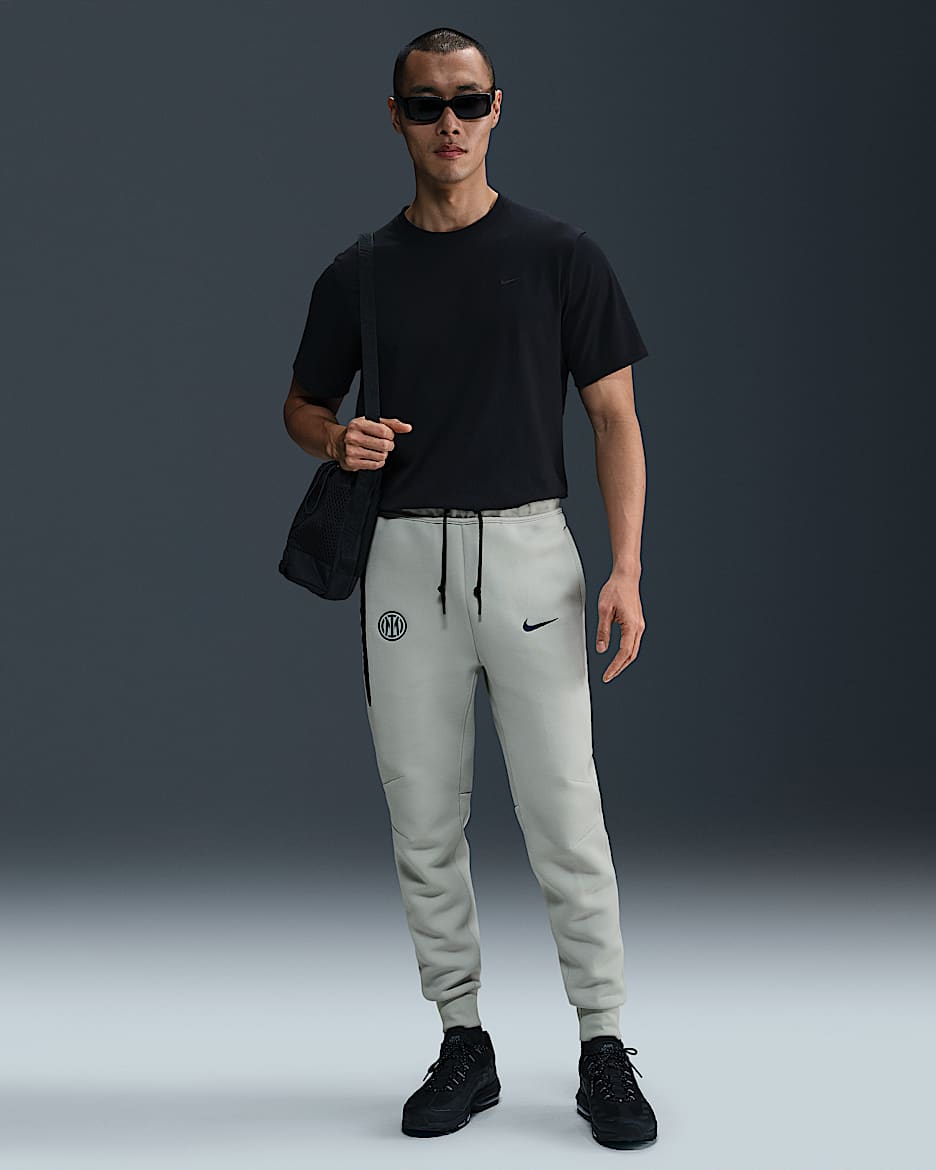 Inter Milan Tech Men's Nike Football Fleece Joggers - Grey Haze/Blue Void