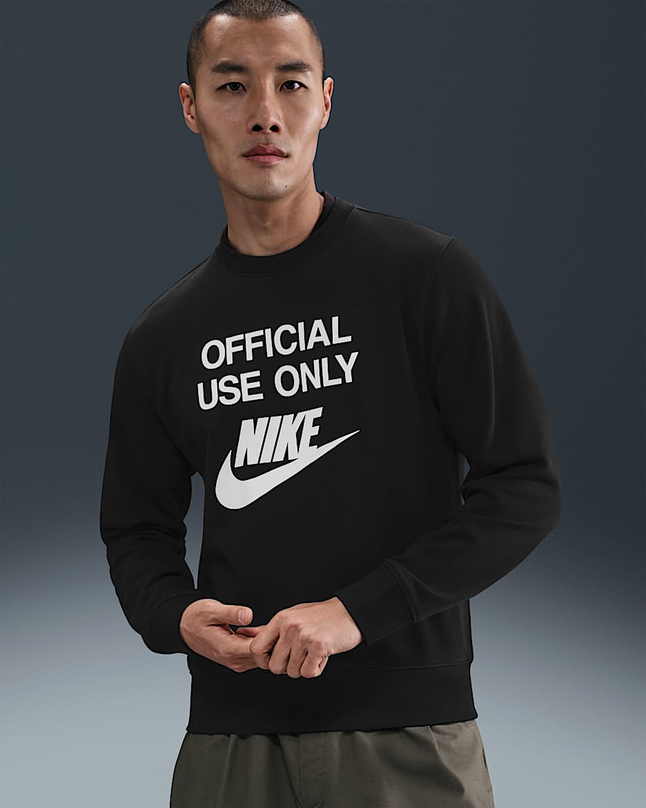 เสื้อคอกลมผ้าเฟรนช์เทรีผู้ชาย Nike Club - ดำ/ขาว
