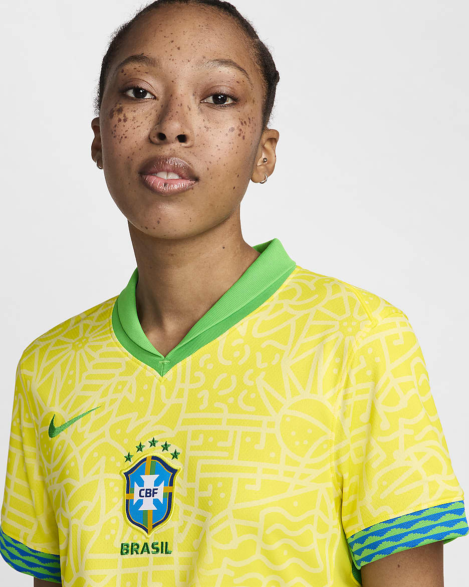 Brazilië 2024 Stadium Thuis Nike Dri-FIT replica voetbalshirt voor dames - Dynamic Yellow/Lemon Chiffon/Green Spark