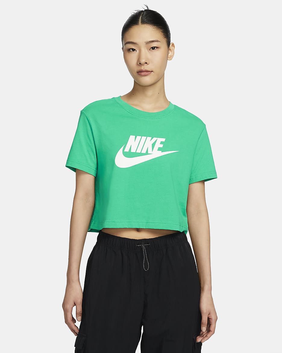 Nike Sportswear Essential 女款短版 T 恤 - Stadium Green/白色