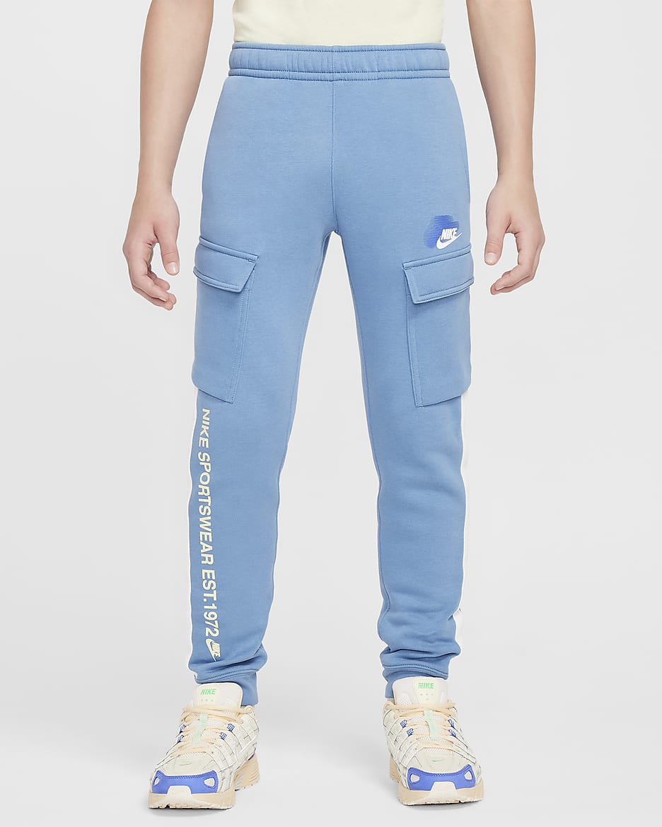 Nike Sportswear Standard Issue Genç Çocuk (Erkek) Kargo Eşofman Altı - Aegean Storm