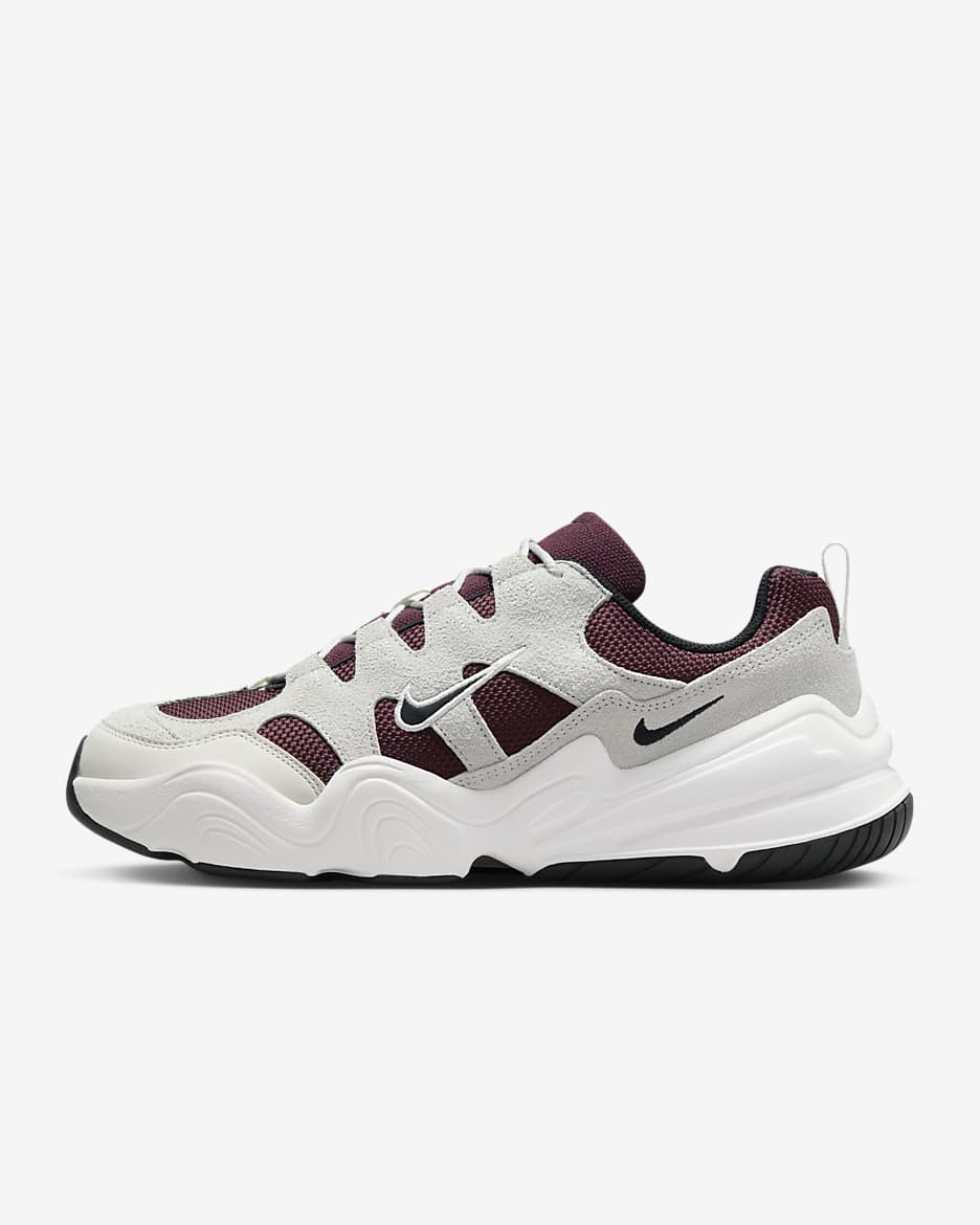 Tenis para hombre Nike Tech Hera - Burdeos enérgico/Tinte platino/Blanco cumbre/Negro