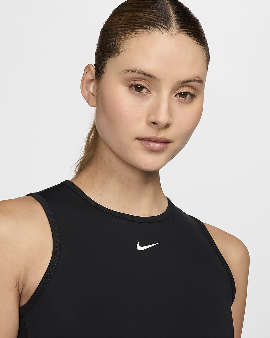 Nike Pro Women's Dri-FIT Cropped Tank Top - Black/White