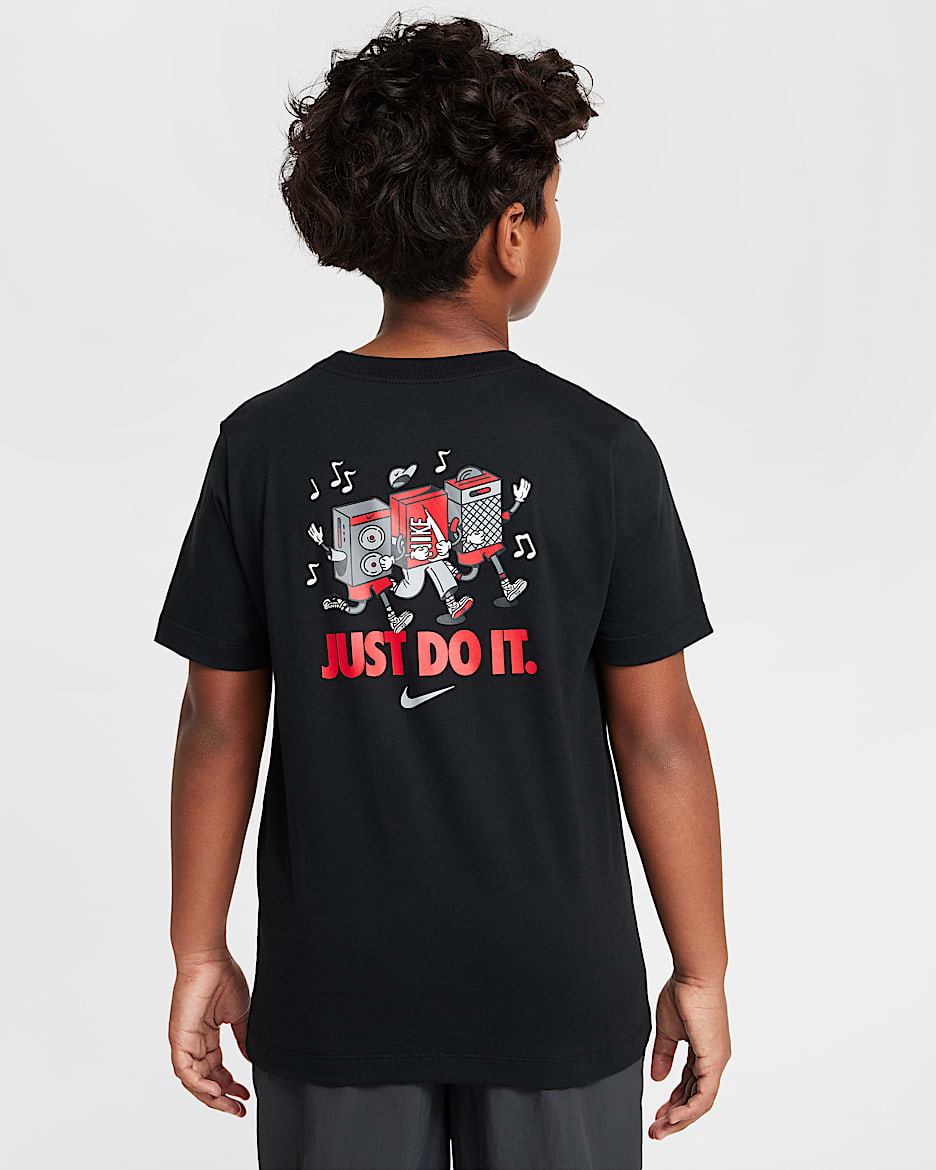 Nike Sportswear Older Kids' T-Shirt - Black