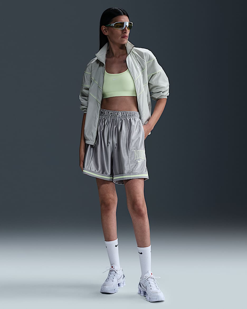 Nike Sportswear weite Grafik-Shorts mit mittelhohem Bund (Damen) - Light Smoke Grey/Barely Volt/Barely Volt