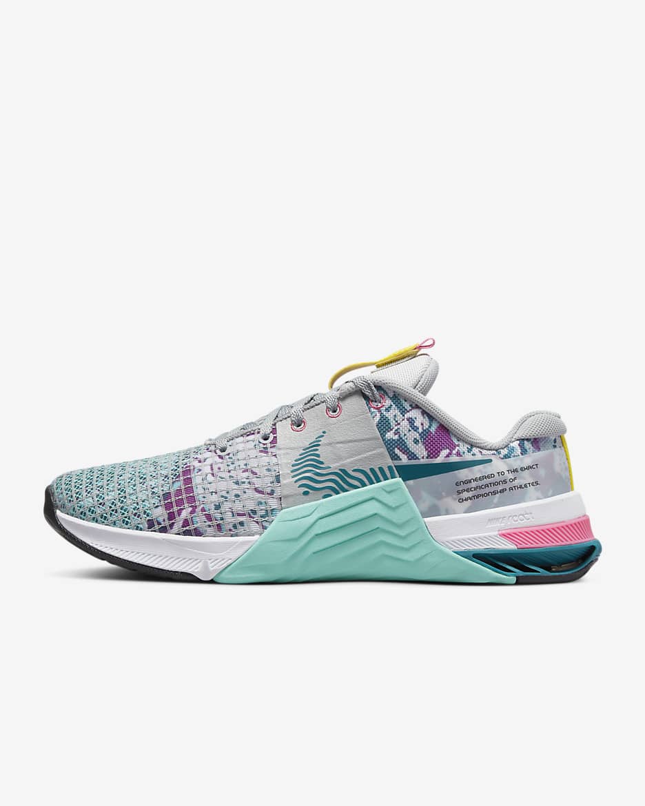 Nike Metcon 8 Women's Training Shoes - Photon Dust/Light Smoke Grey/Bright Spruce/Dynamic Turquoise